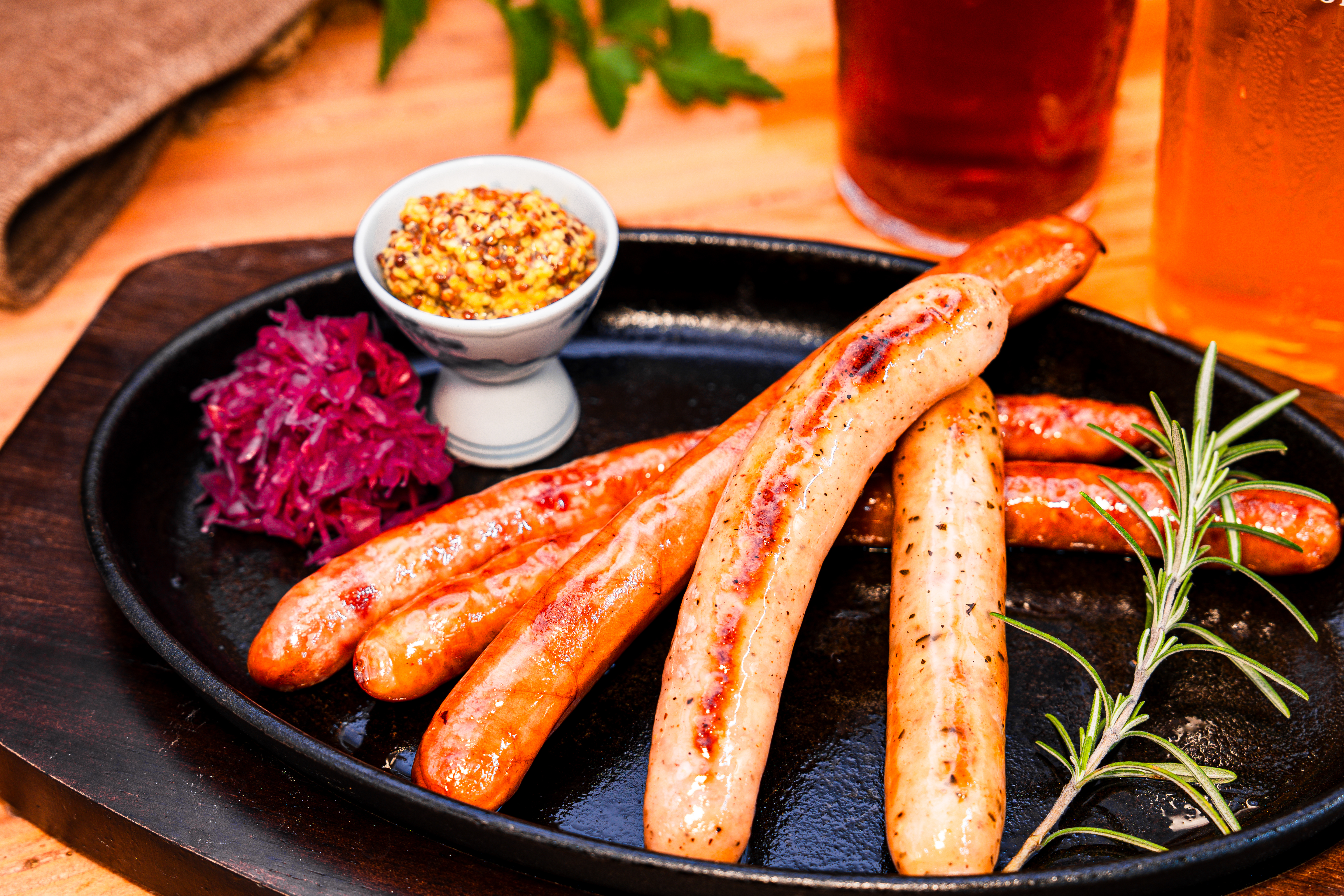 ソーセージ盛り合わせ